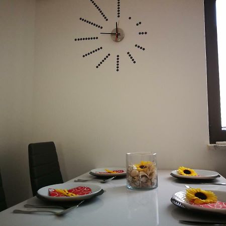 Villa House Ceh Črni Kal Esterno foto